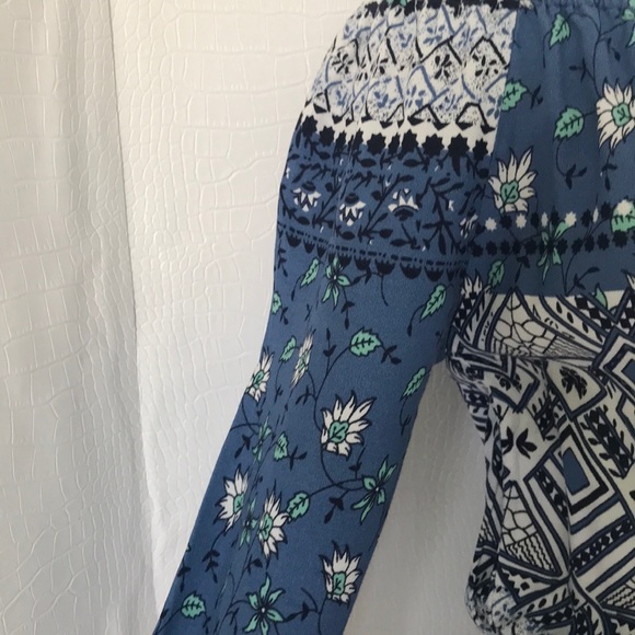 HOLLISTER ROMPER. - Picture 4 of 8